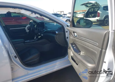 2024 z USA, uszkodzony, nr VIN 1N4AL4CV1RN317320